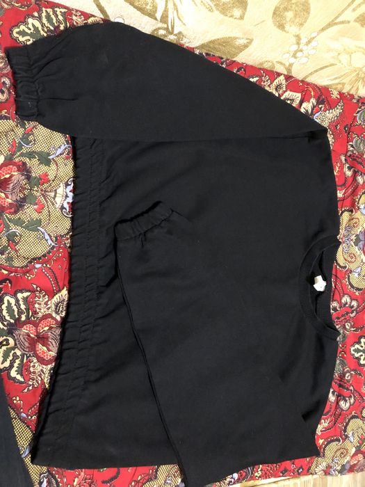 Продается свитшот.