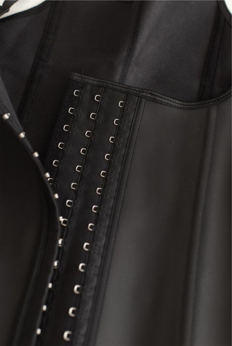 Карсет утягивающи