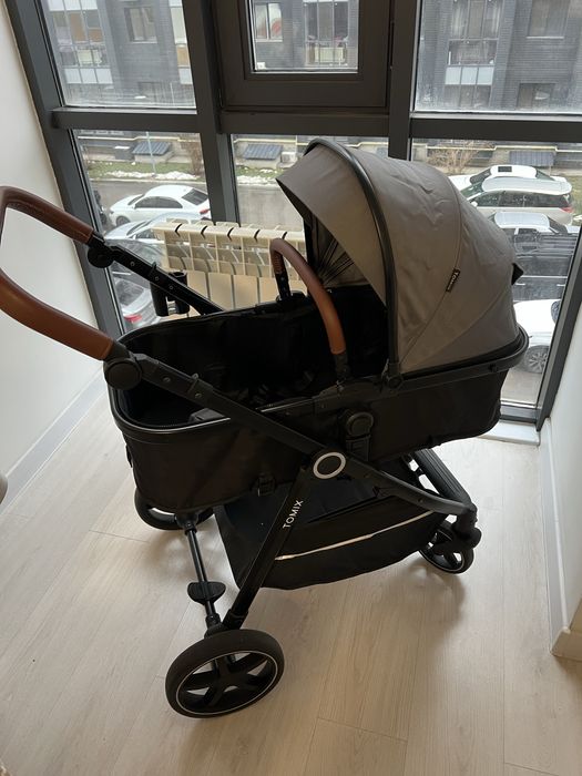 Продается коляска трансформер Tomix Bonny серый