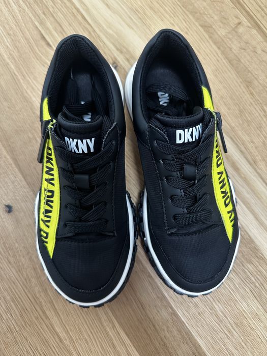 Детски обивки DKNY
