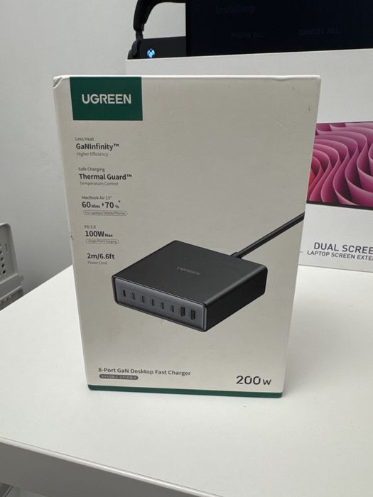 UGREEN 8-Port GaN Desktop Fast Charger