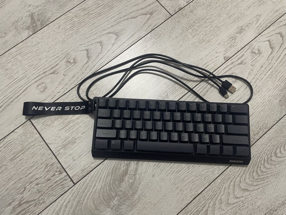 Клавиатура для игры и тд