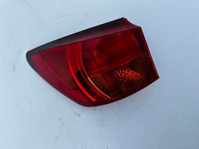 Stop stanga aripa lexus IS220  IS 220