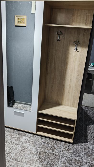 Портманто за коридор