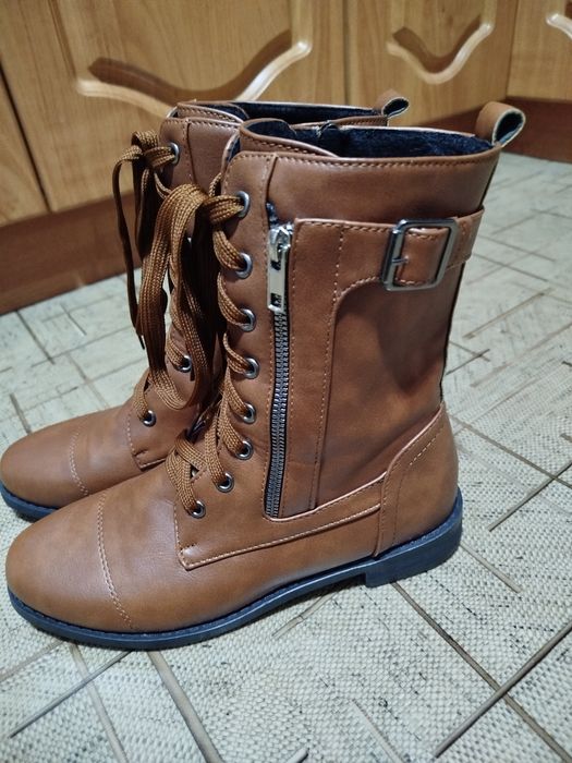 Продам Полусапожки новые