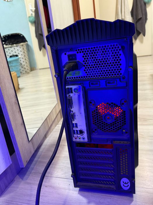 Настолен компютър