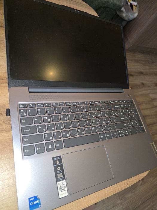 - Продам ноутбук