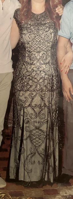 Платье вечерное с ручной работой бисерем
