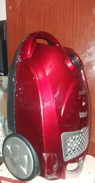 Пылесос Vitek 3200 об\мин.