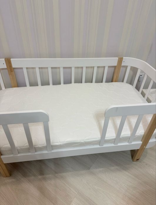 Продается детская кровать 80x160 см, белый