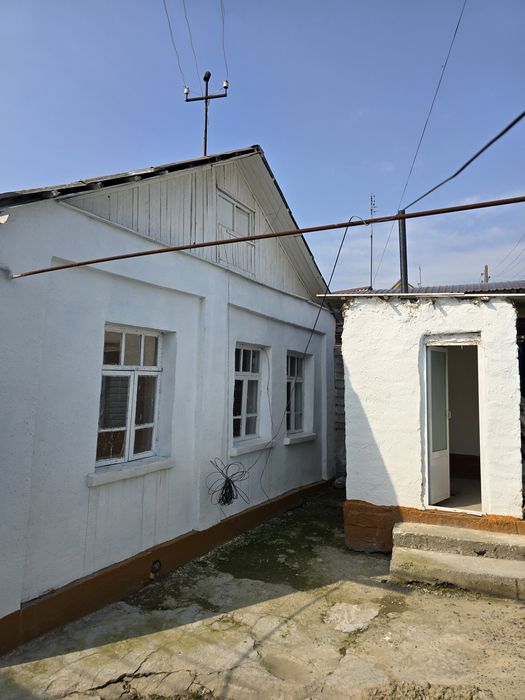 Sirdaryo tumanida srochna uy sotiladi