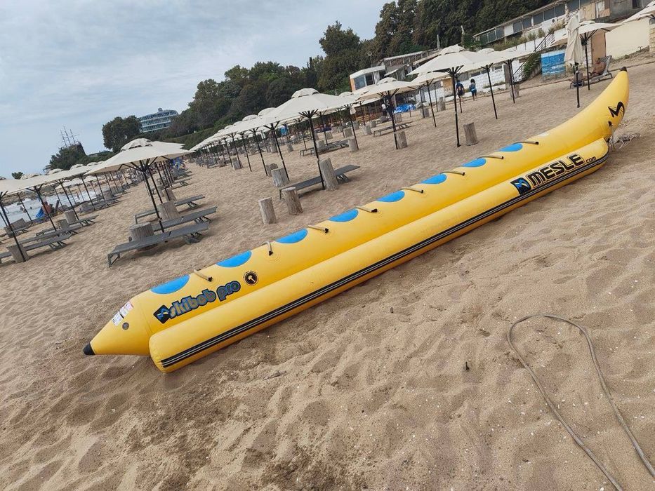 Водни атракциони. Ринг , банан за дърпане и други.