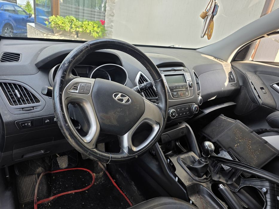 Plansa bord cu airbagurisi centuri față completă hyundai ix35