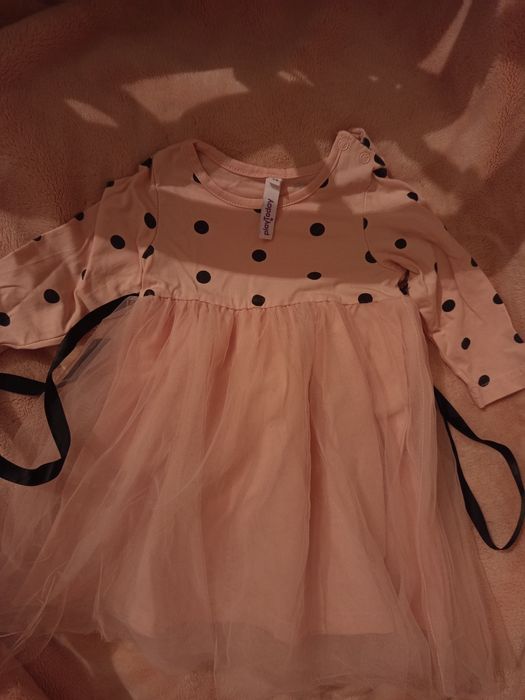 Нарядное платье на девочку