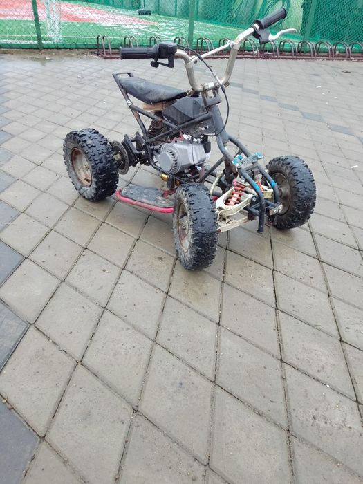 Vând ATV 70cc funcțional