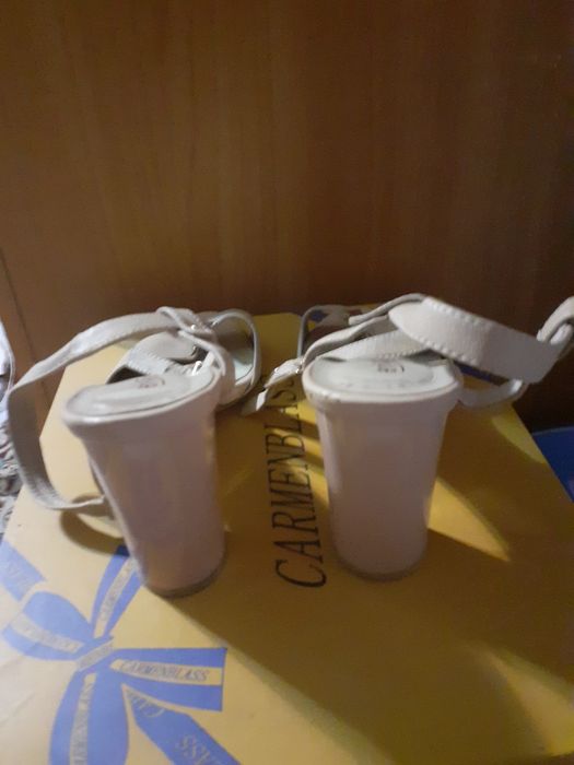 Басоношки нарядные