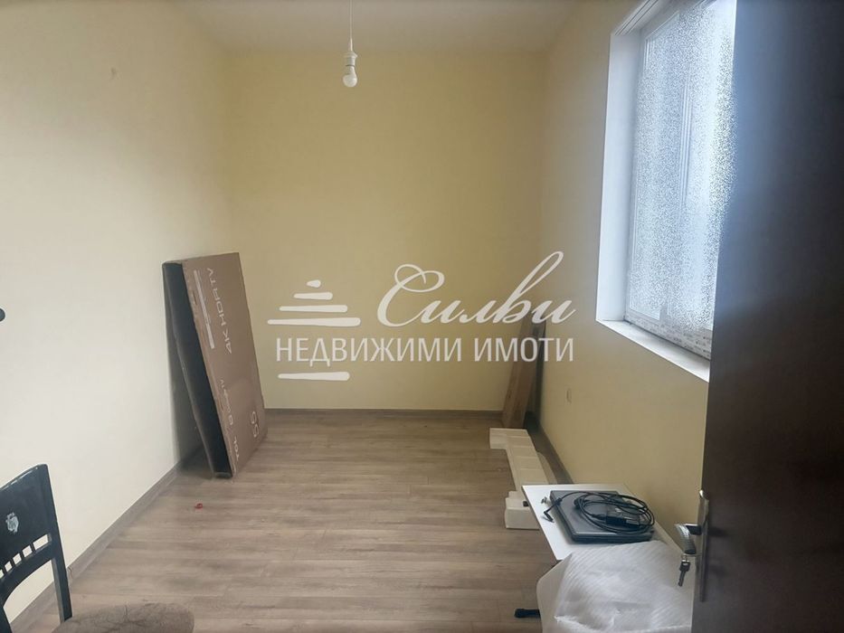 Тристаен ТУХЛЕН апартамент след ОСНОВЕН РЕМОНТ - кв. Добруджански!