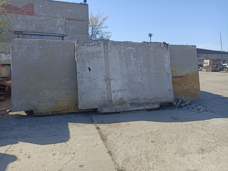 Продам стеновые бетонные панели ПСЛ