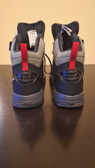 Мъжки зимни туристически обувки Quechua н.42