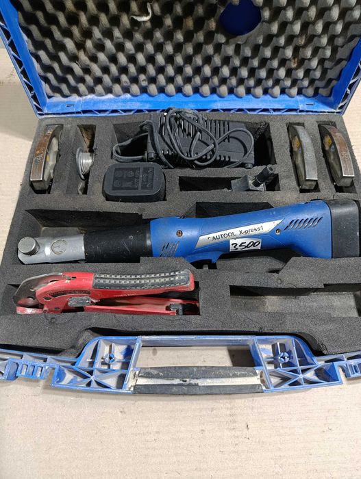 Presă electrohidraulică AUTOTOOL X-press 1 – set complet cu bacuri, pentru țevi și fitinguri