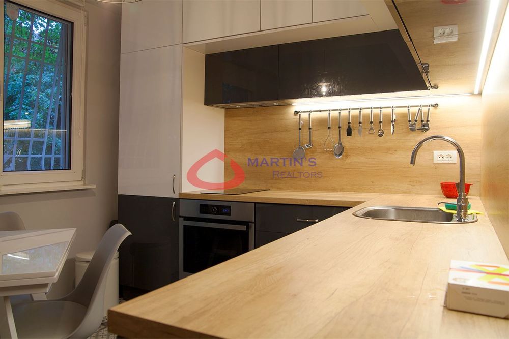 Продава се Тристаен апартамент в София, Илинден - 75 кв.м за 2800 €/кв.м - Снимка #6