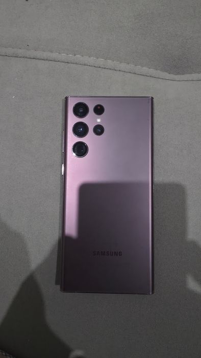 Продам samsung s22 ultra