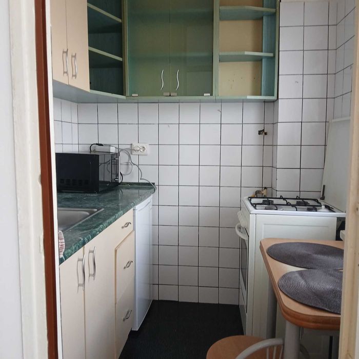 Vând apartament cu 1 camera cu balcon, ascensor zona 300, Bila