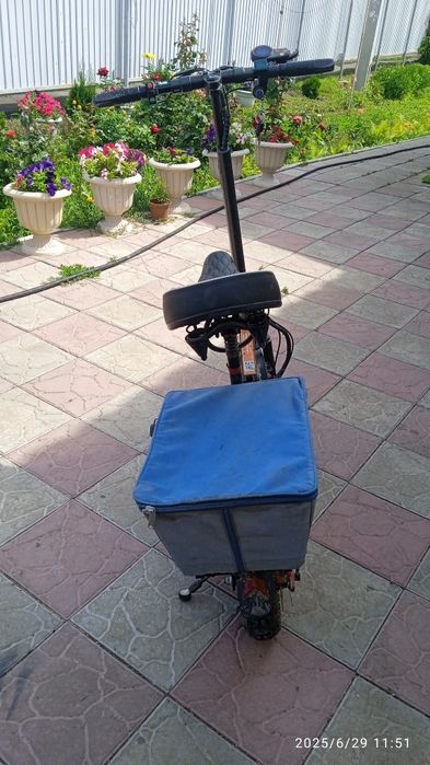 Продам электросамокат куго М4 про