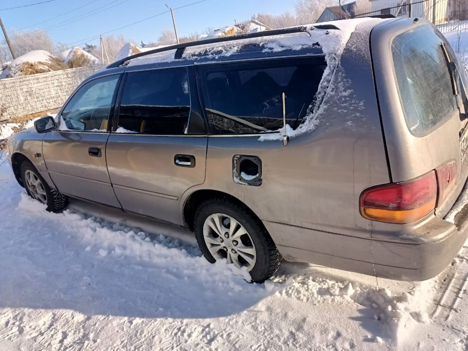 Тойота Камри (универсал)