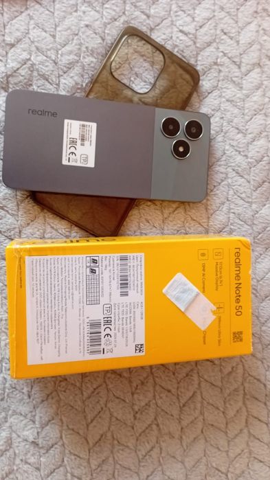 Реалми нот 50 смартфон