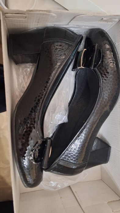 Туфли чёрный лакированый