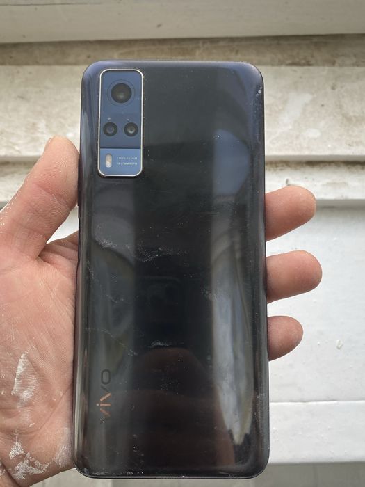 Vivo y 31 telefon