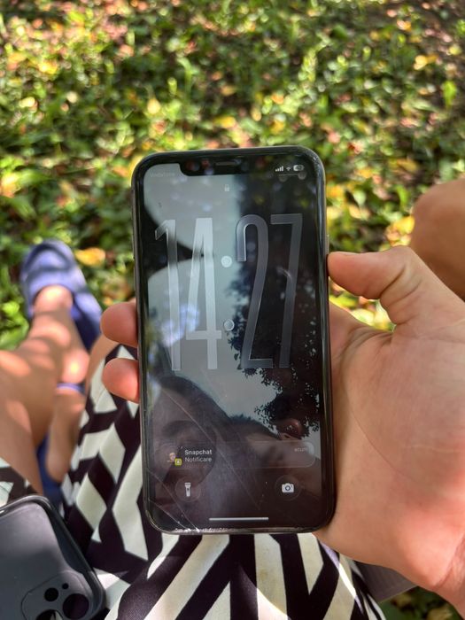Iphone 11 utilizat