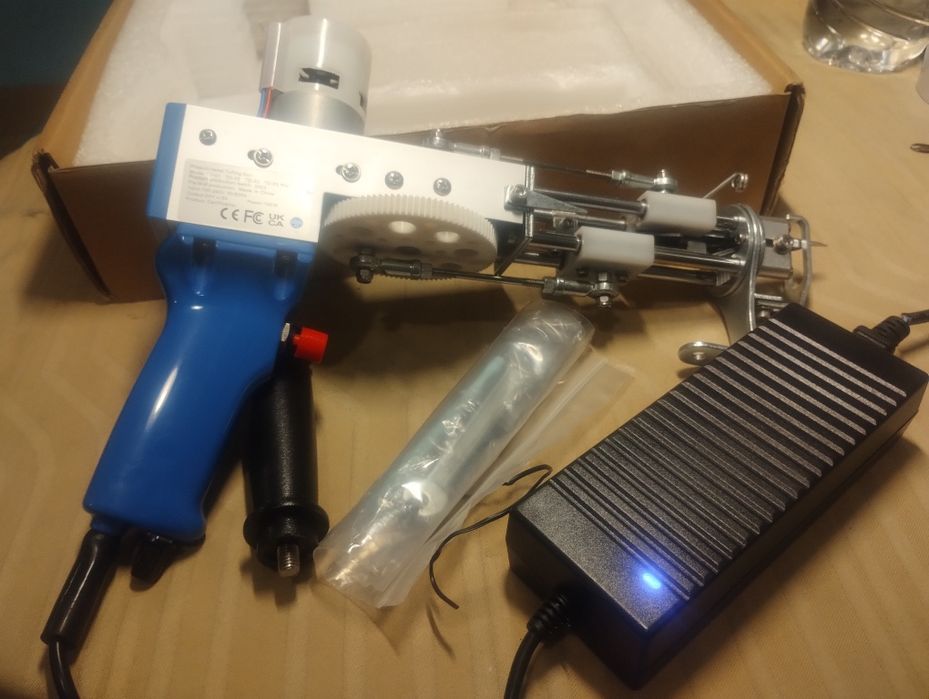 Пистолет за тъфтинг QIBIN Електрически пистолет за тъфтинг на килими