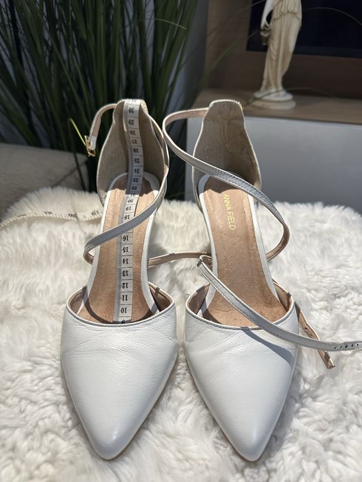Pantofi stiletto piele naturala alba marimea 37 Anna Field