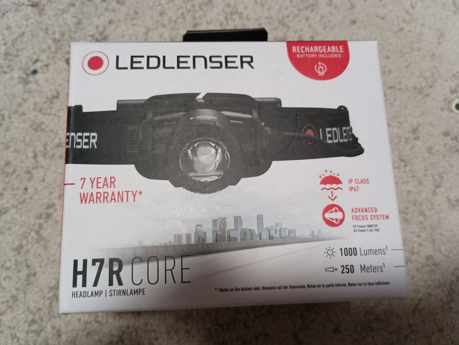 Lanterna Lampa Headlamp Noua, Ledlenser H7R Core, 1000lmn