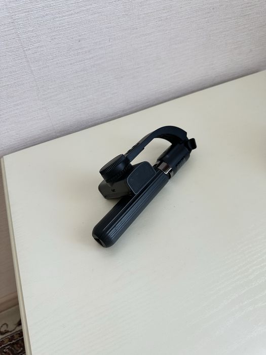 Продам штатив для блогеров