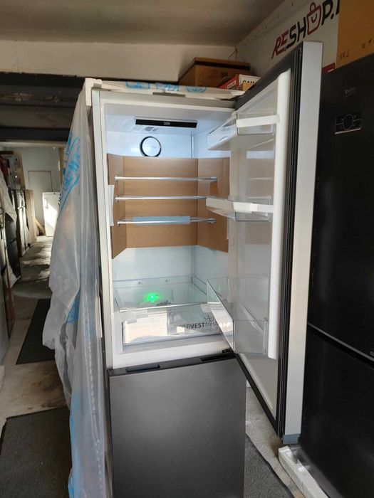 Чисто нов Хладилник с фризер BEKO-БЕКО 186.5 см Dark Inox No Frost ™