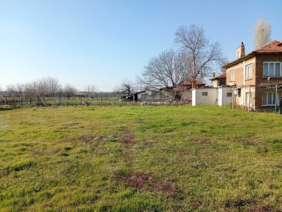 Продава се Къща в Асеновград - 180 кв.м за 255 €/кв.м - Снимка #2