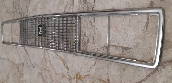 Продам решетку ВАЗ 2106