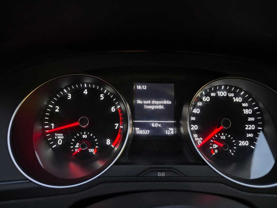 Vand Volkswagen Passat B8 2018 Primul Proprietar