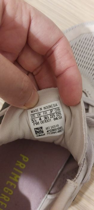 Adidasi Adidas marime 36,5