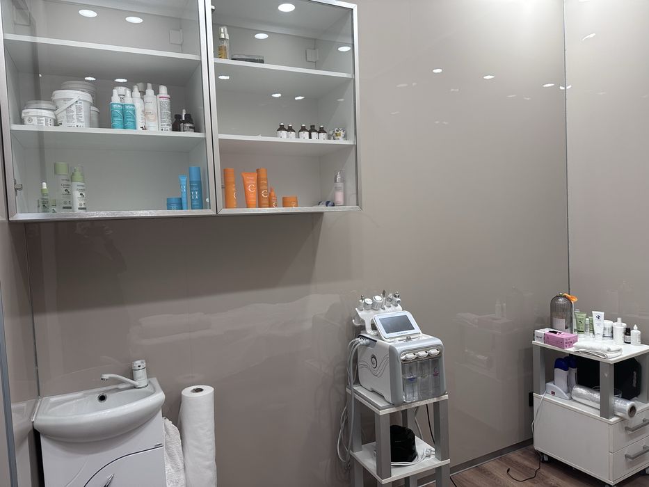 Кабинет в салоне