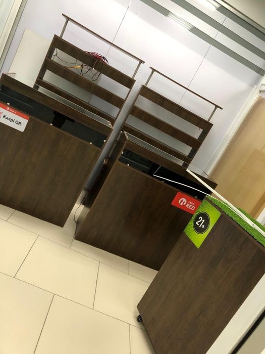 Продаются витрины в хорошем состоянии комплект