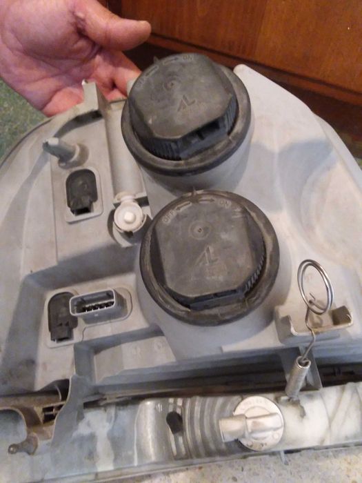 Мигач,фар,ляв,Ивеко,Рено