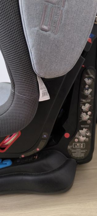 Детски столчета за кола 2бр