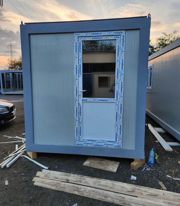 Vând containere standard