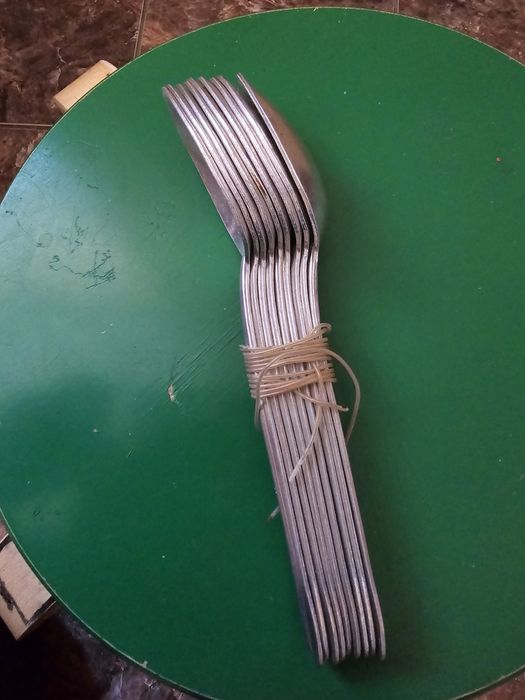 Продам столовые ложки, вилки