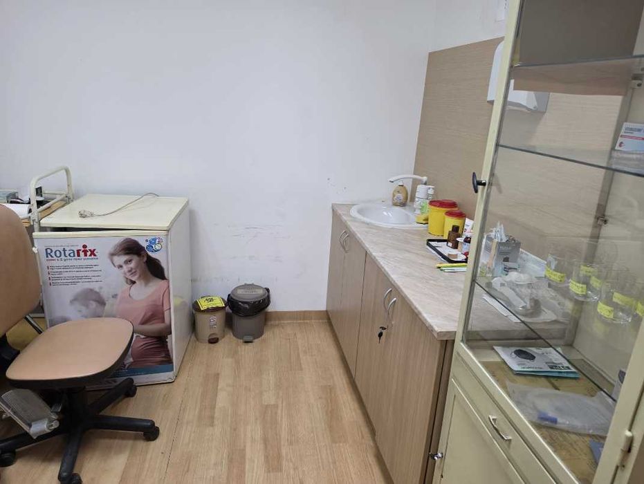 Лекарски кабинет 24 м2 в Медицински център
