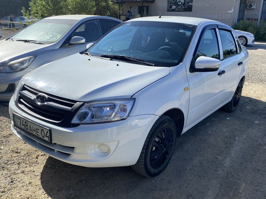 Ваз Lada Granta 21901